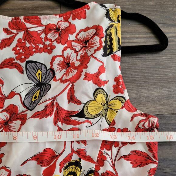 CAbi Womens Tunic Blouse Top XS White Red 100% Silk Floral Sleeveless Loose #948 - Picture 6 of 8